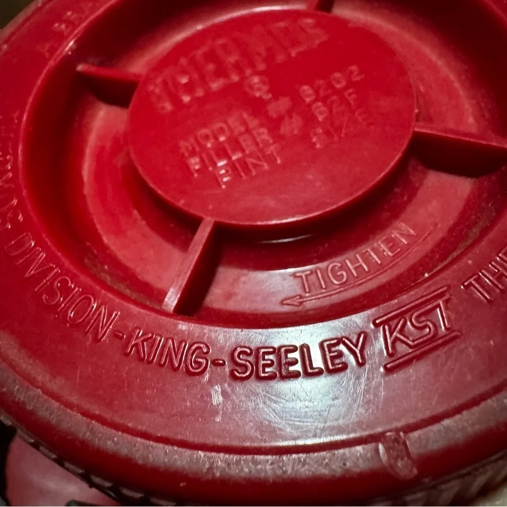 Vtg Thermos Vacuum Jar 6202 King-Seeley Red/Tan Pint Wide Mouth Leak Proof CMPLT